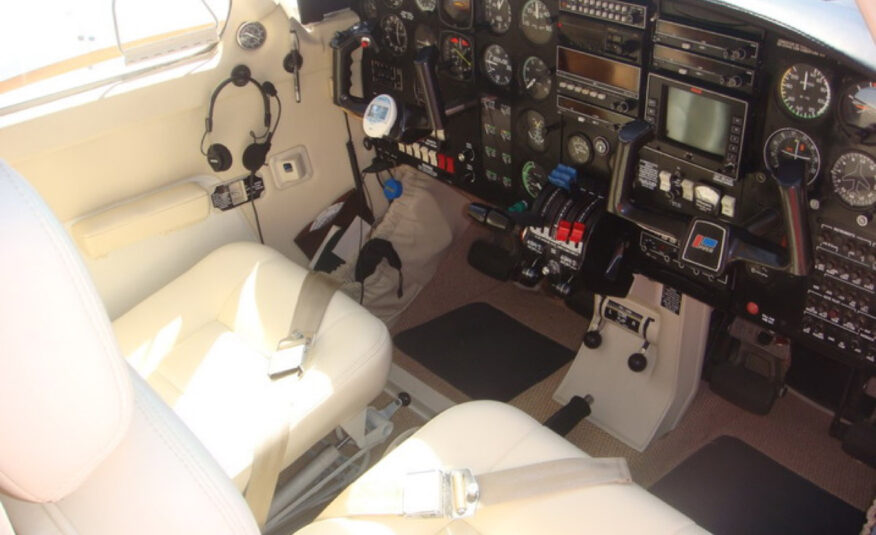 Piper Seneca III PA-34-220T – Ano 1981 – 2.694 H.T.