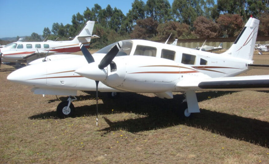 Piper Seneca III PA-34-220T – Ano 1981 – 2.694 H.T.