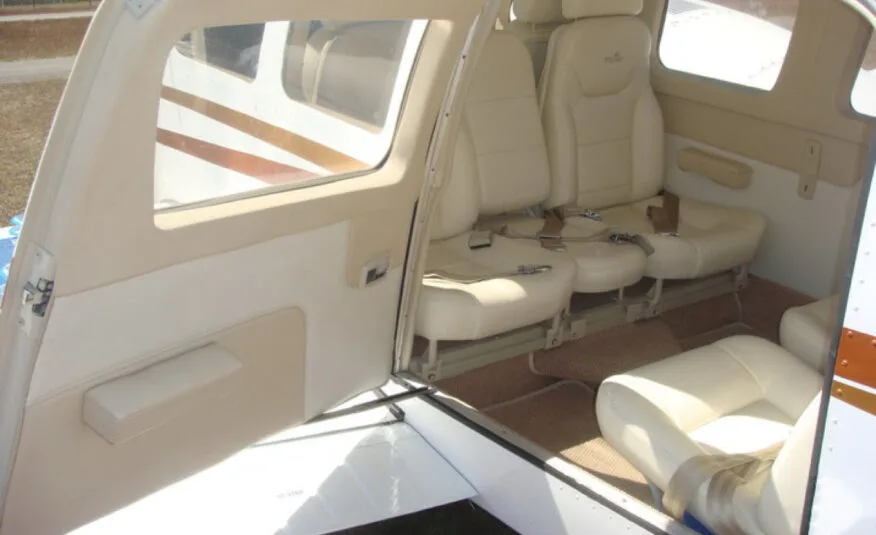 Piper Seneca III PA-34-220T – Ano 1981 – 2.694 H.T.