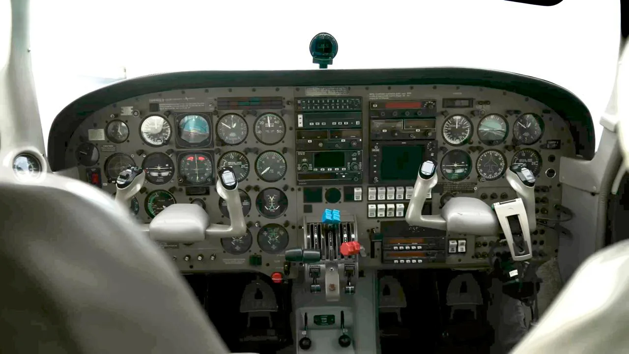 Avião Piper Seneca IV PA-34-220T – Ano 1995