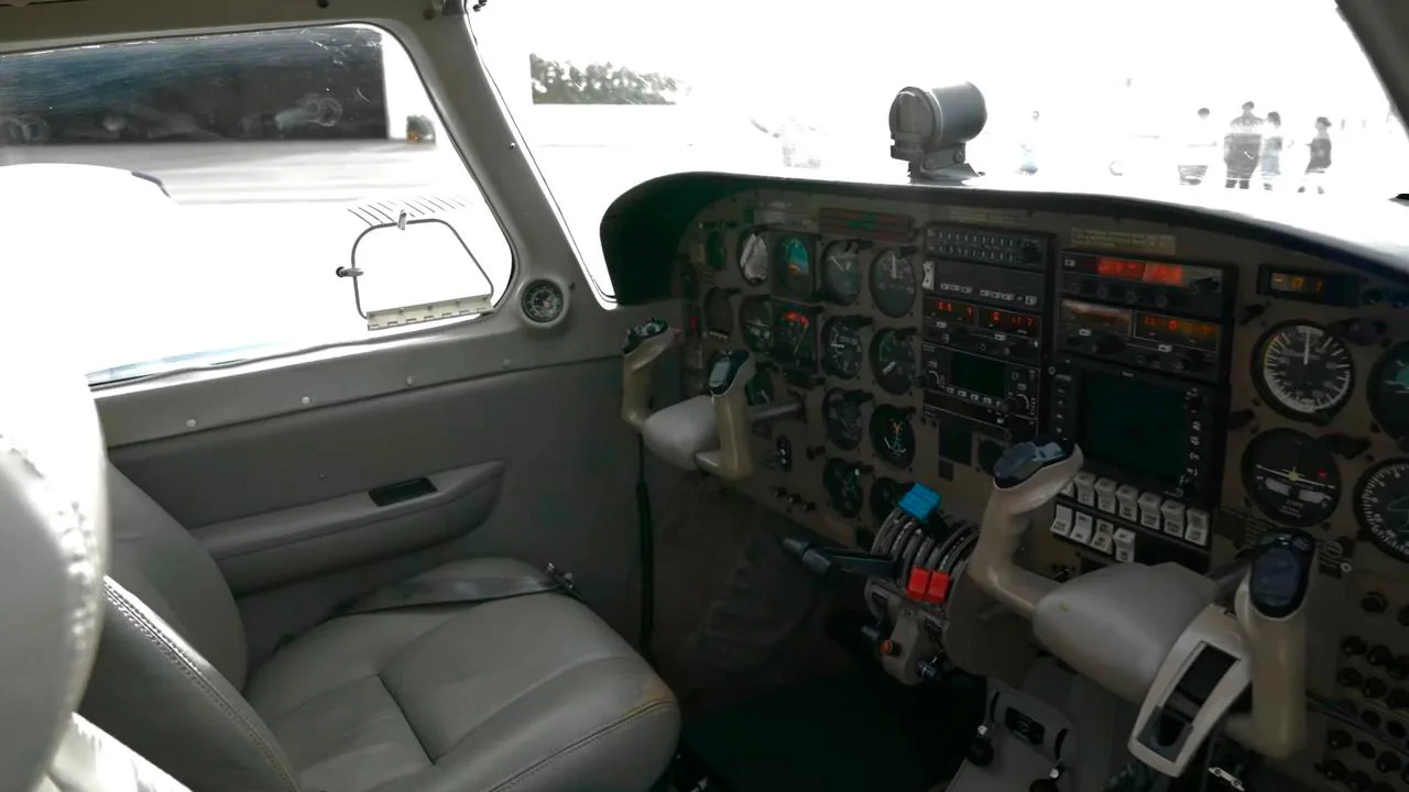 Avião Piper Seneca IV PA-34-220T – Ano 1995