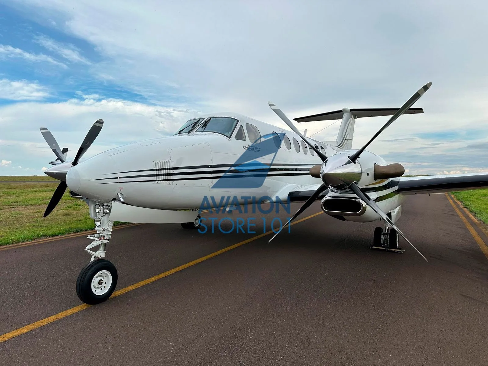 Beechcraft Super King Air 350 – Ano 2000 – 3.400 H.T.