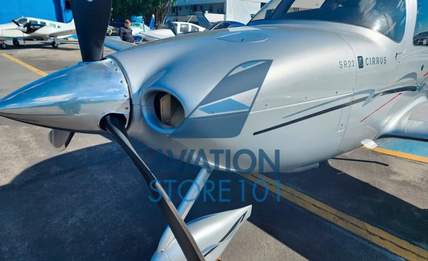Cirrus SR22 – Year 2010 – 1,160 H.T., photo 2