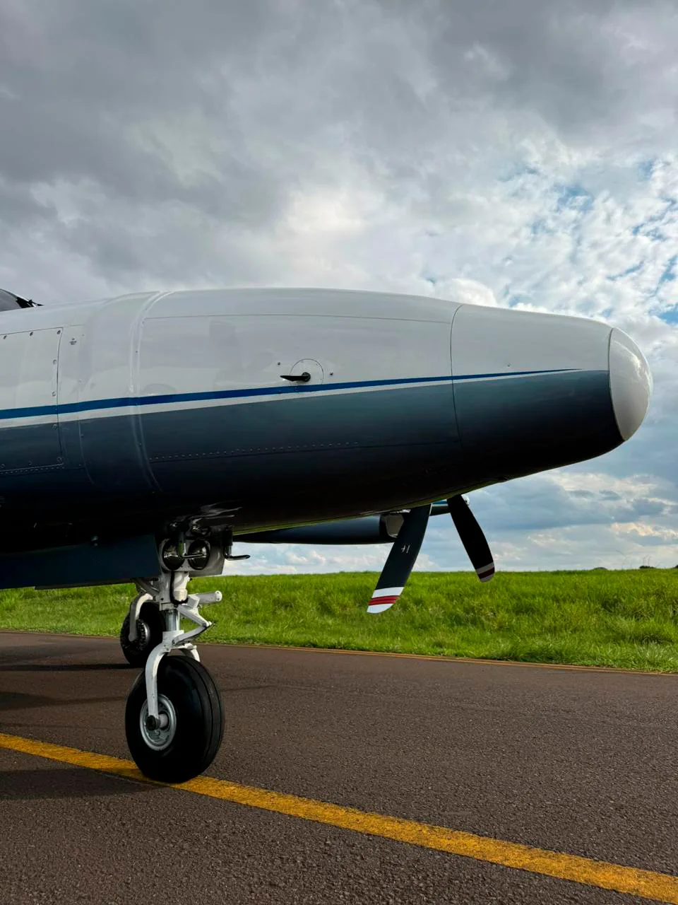Piper Cheyenne II – Ano 1981 – 10.500 H.T.