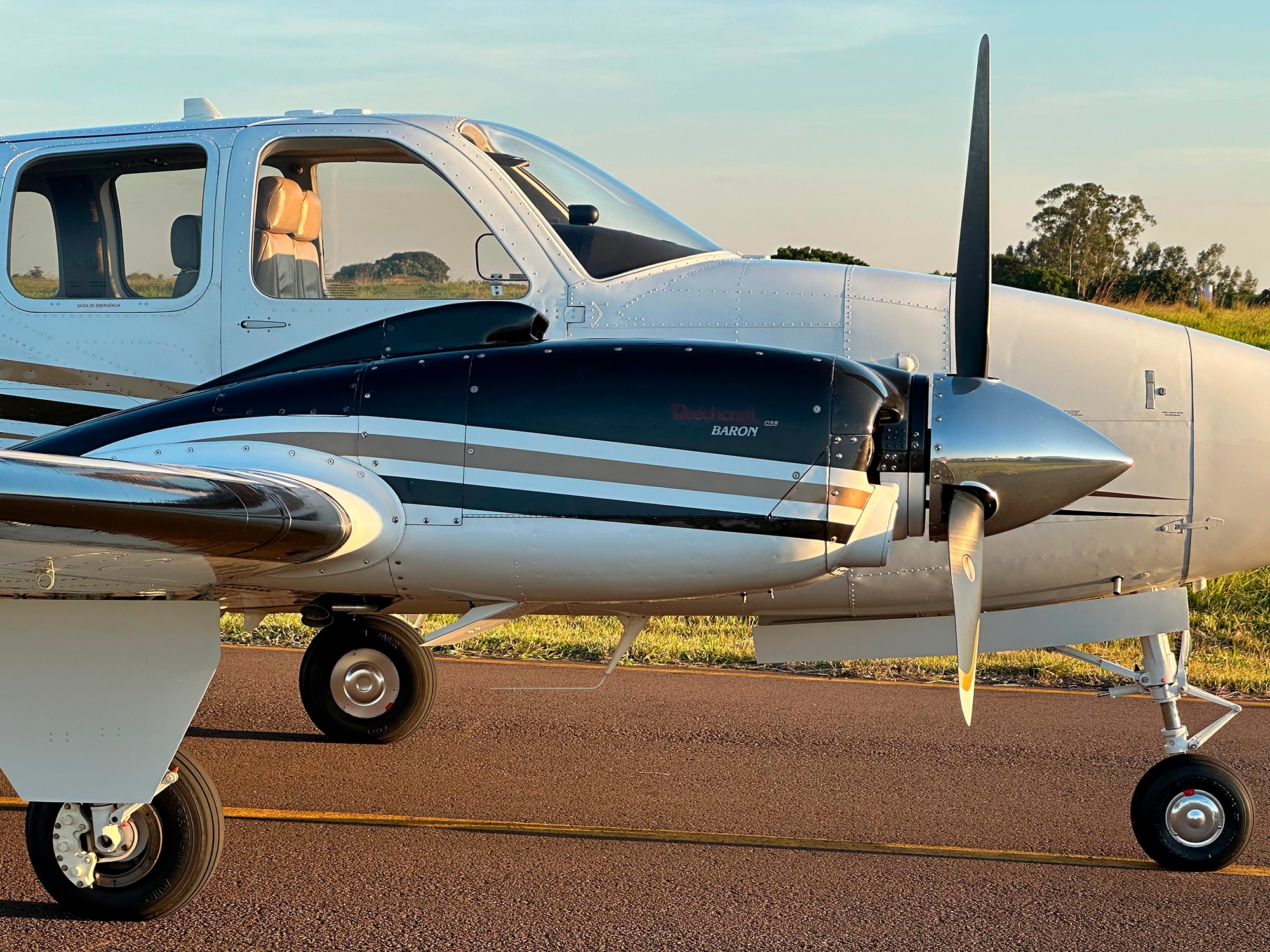 Beechcraft Baron G58 – Ano 2008 – 1.900 H.T.