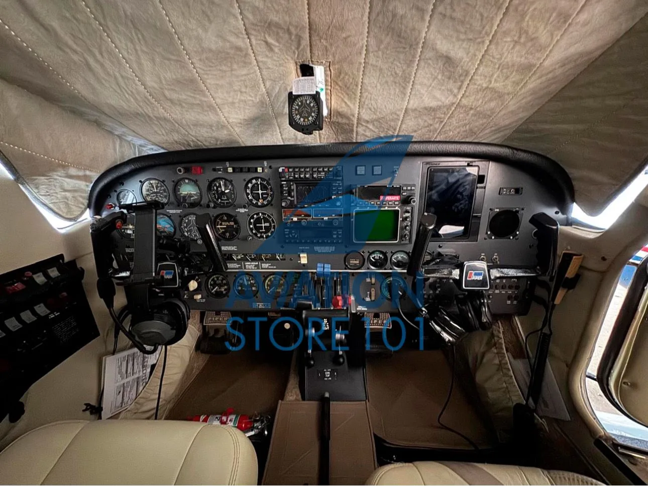 Avião Piper Seneca II PA-34-200T – Ano 1975 à Venda