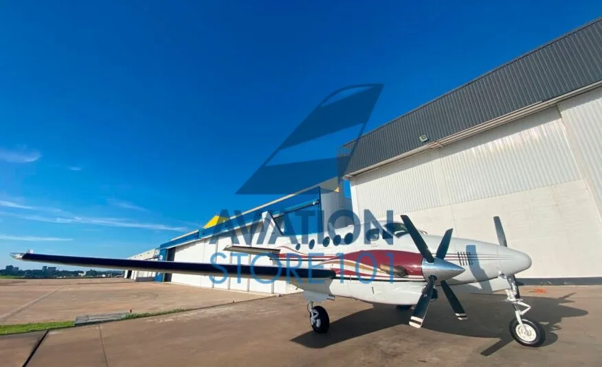 Beechcraft King Air C90B – Year 1993 – 5,360 H.T., photo 3