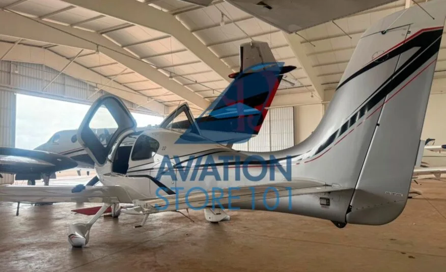 Avião Cirrus SR22 – Ano 2017 – 550 H.T.