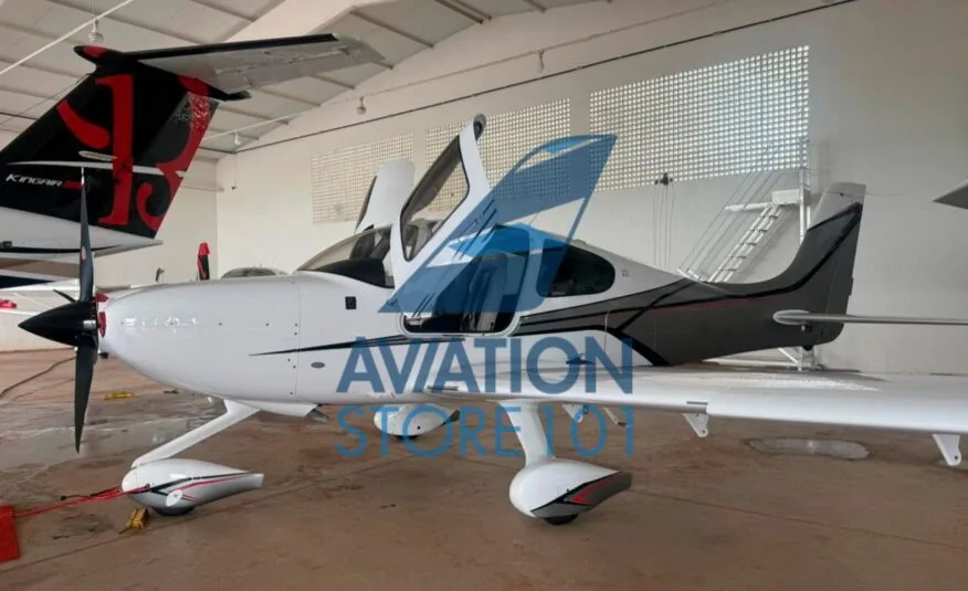 Avião Cirrus SR22 – Ano 2017 – 550 H.T.