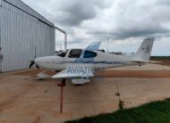 Avião Cirrus SR20 – Ano 2006 – 2.890 H.T.