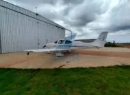 Avião Cirrus SR20 – Ano 2006 – 2.890 H.T.