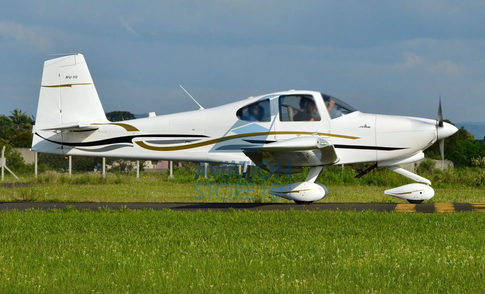 Avião Flyer RV-10 – Ano 2011 – 1.012 H.T.