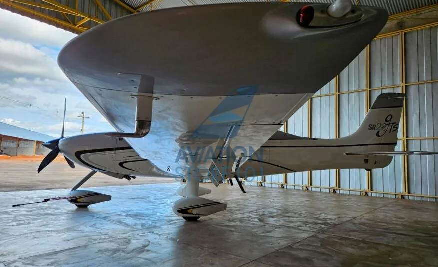 Cirrus SR22 G3 GTS – Year 2007 – 2,470 H.T., photo 11