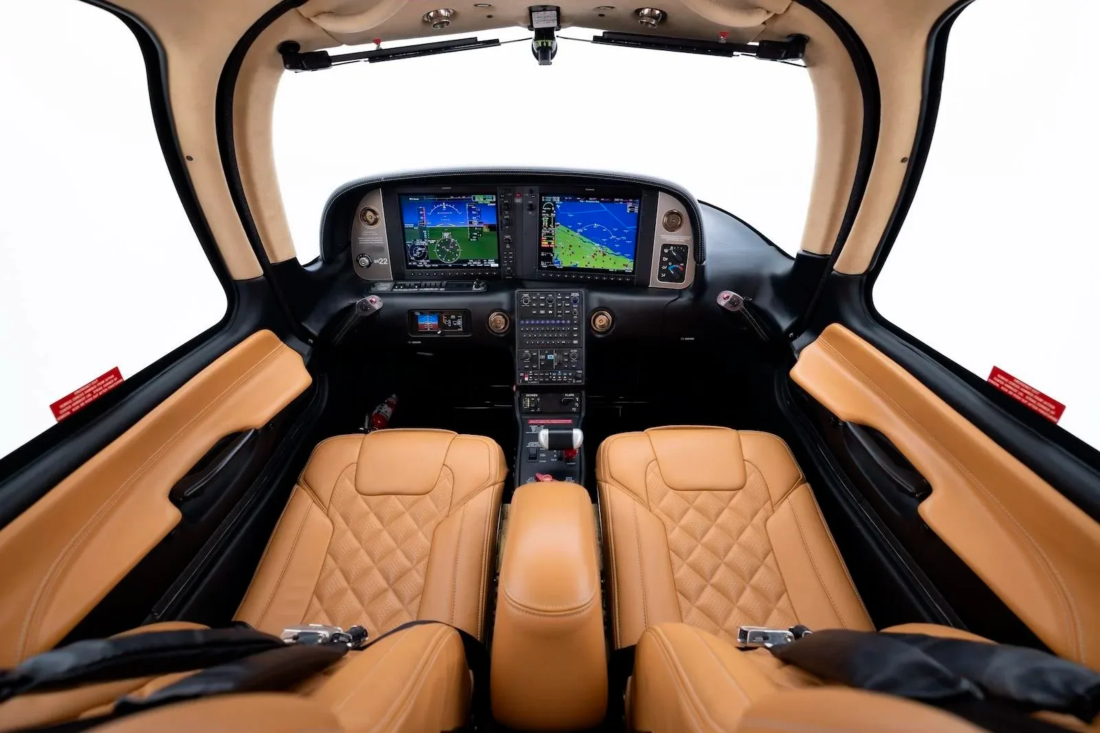 Avião Cirrus SR22 G6 – Ano 2018 – 395 H.T.