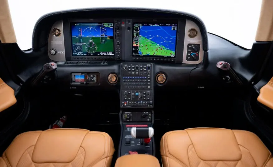 Avião Cirrus SR22 G6 – Ano 2018 – 395 H.T.