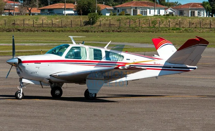Avião Beechcraft Bonanza V35B – Ano 1974 à Venda -