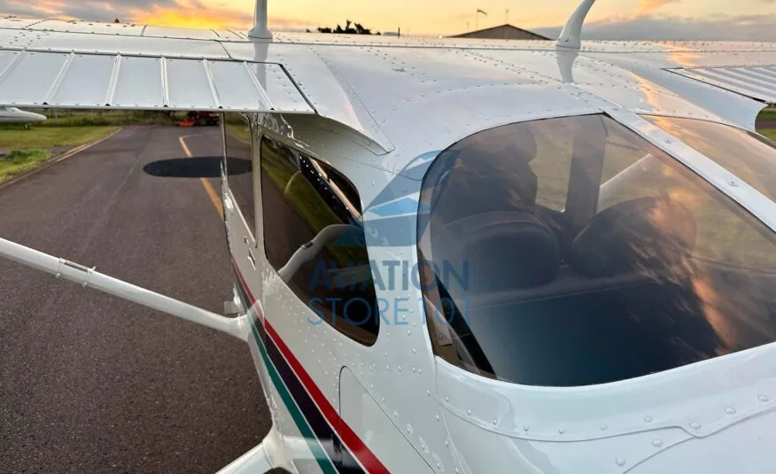 Avião Cessna 172R Skyhawk- Ano 2002 – 1.480 H.T.