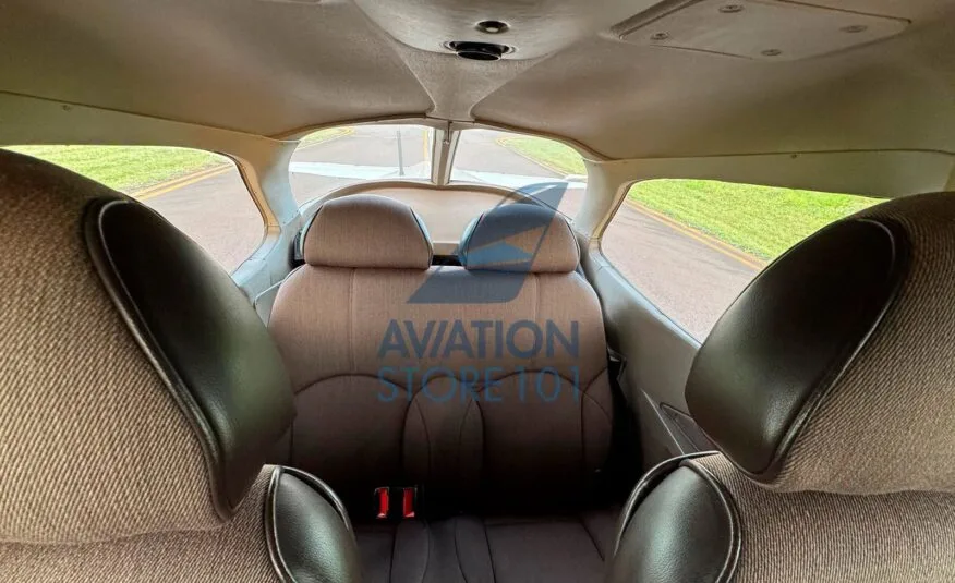Avião Cessna 172R Skyhawk- Ano 2002 – 1.480 H.T.