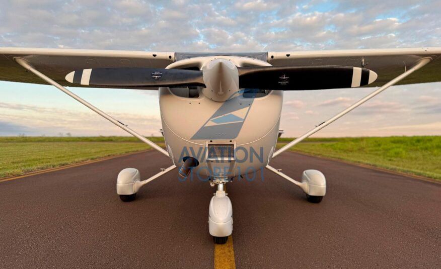 Avião Cessna 172R Skyhawk- Ano 2002 – 1.480 H.T.