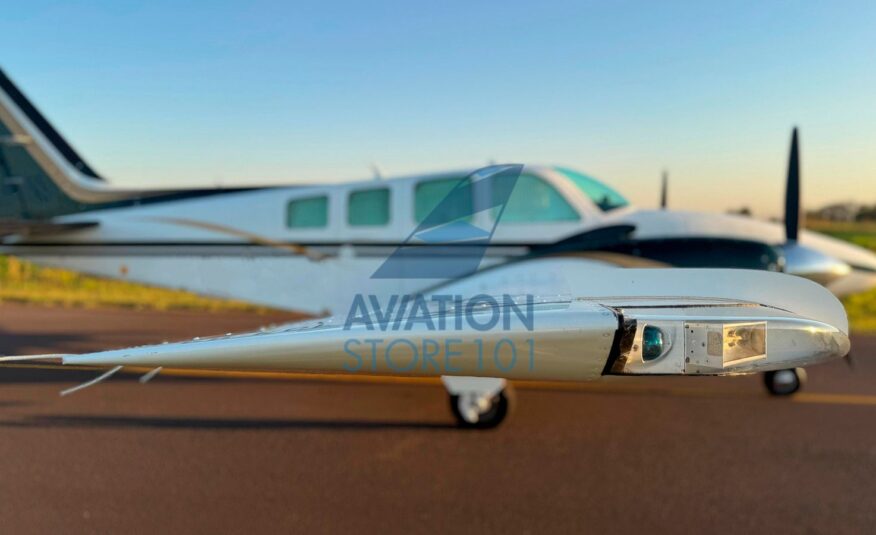 Avião Beechcraft Baron 58 – Ano 1983 – 1.250 H.T.