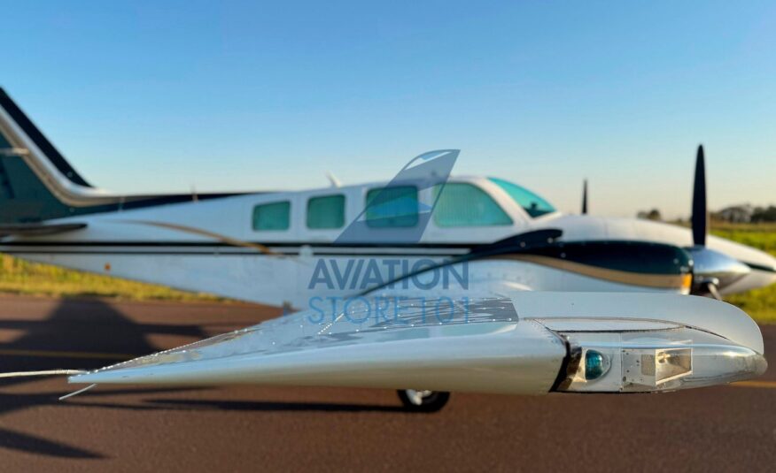 Avião Beechcraft Baron 58 – Ano 1983 – 1.250 H.T.