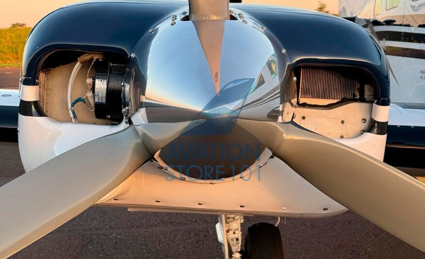 Avião Beechcraft Baron 58 – Ano 1998 – 2.400 H.T.