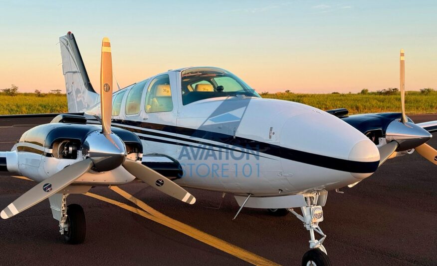 Avião Beechcraft Baron 58 – Ano 1998 – 2.400 H.T.