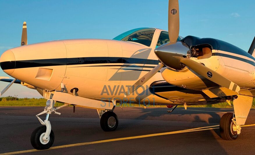 Avião Beechcraft Baron 58 – Ano 1998 – 2.400 H.T.