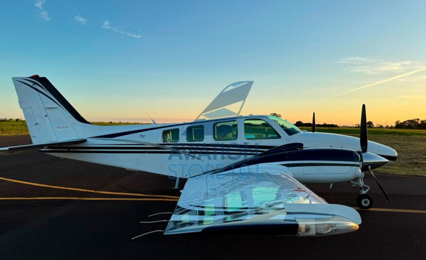 Avião Beechcraft Baron 58 – Ano 1998 – 2.400 H.T.