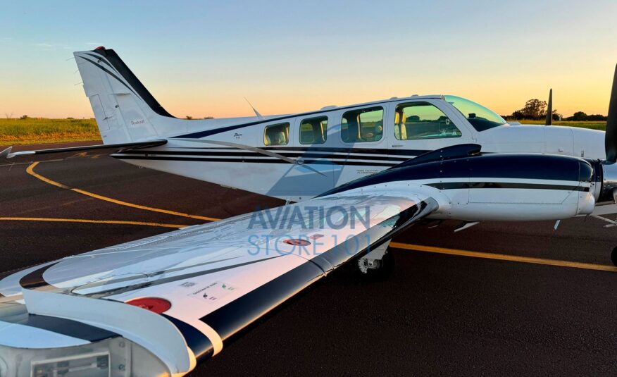 Avião Beechcraft Baron 58 – Ano 1998 – 2.400 H.T.