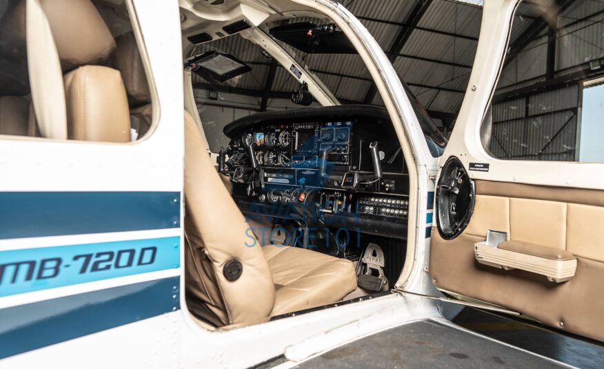 Avião Embraer EMB-720D Minuano – Ano 1986