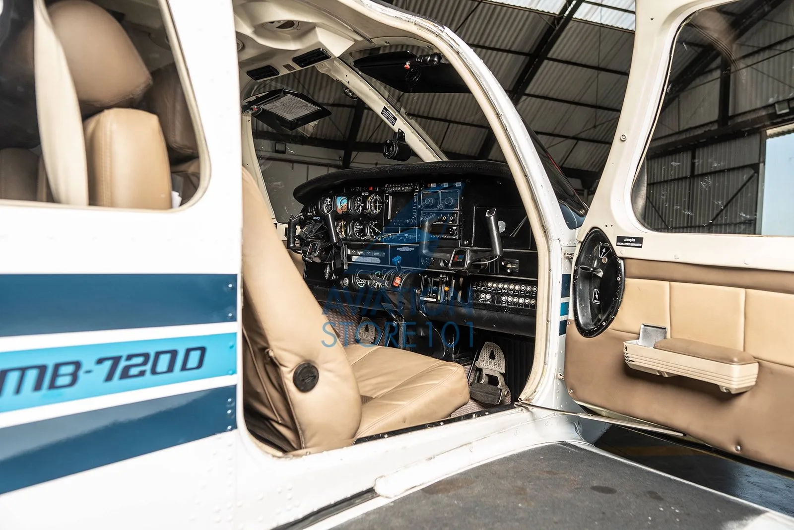 Avião Embraer EMB-720D Minuano – Ano 1986