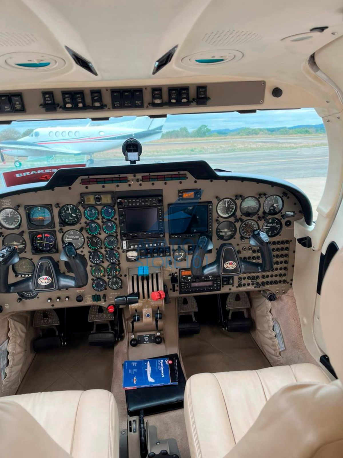 Avião Piper Seneca V PA-34-220T – Ano 1998 – 3.350 H.T.