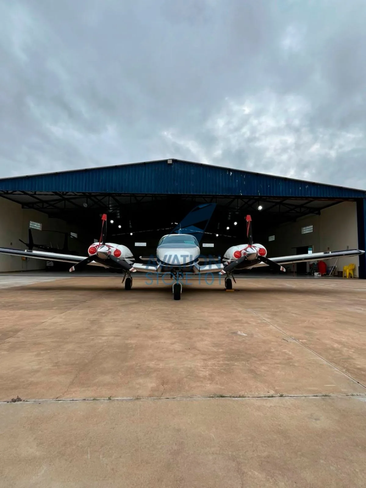 Avião Piper Seneca V PA-34-220T – Ano 1998 – 3.350 H.T.