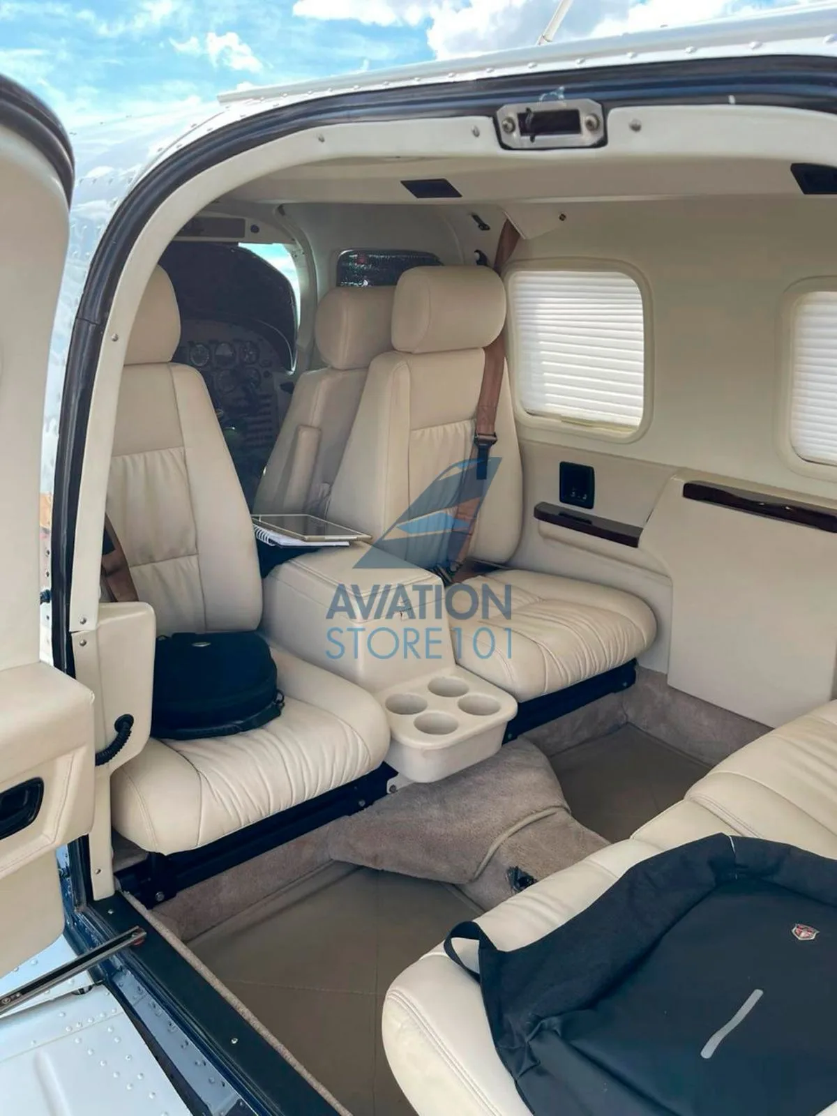 Avião Piper Seneca V PA-34-220T – Ano 1998 – 3.350 H.T.