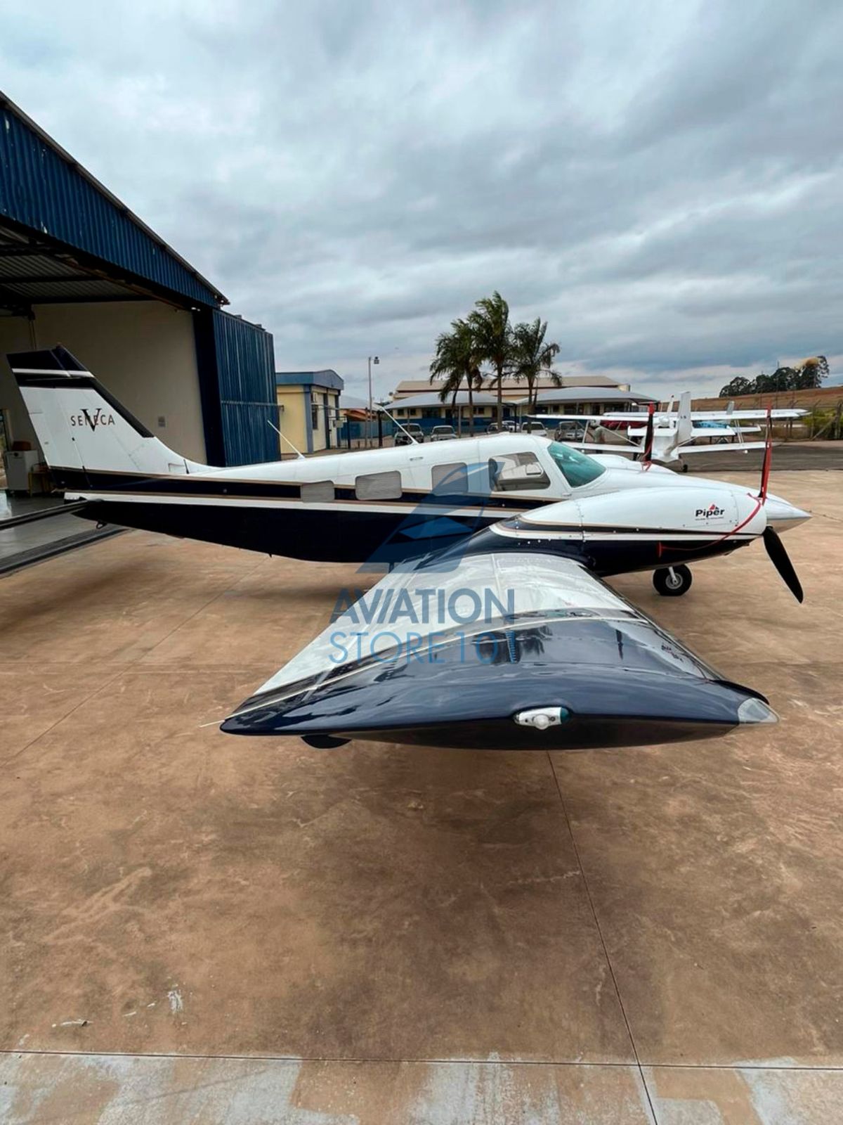 Avião Piper Seneca V PA-34-220T – Ano 1998 – 3.350 H.T.