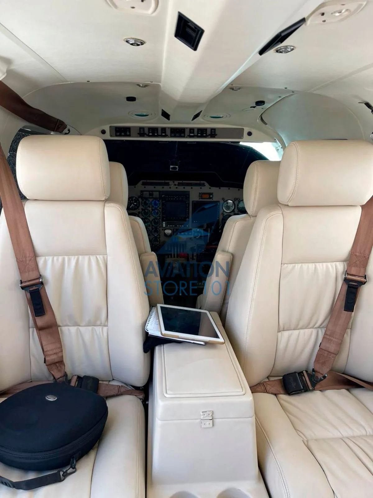 Avião Piper Seneca V PA-34-220T – Ano 1998 – 3.350 H.T.