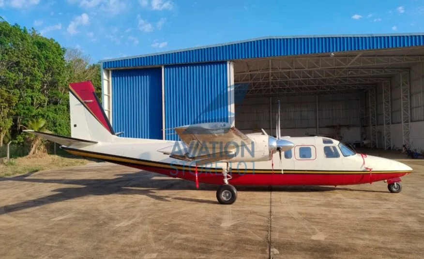 Twin Commander 690B – Year 1977, photo 1