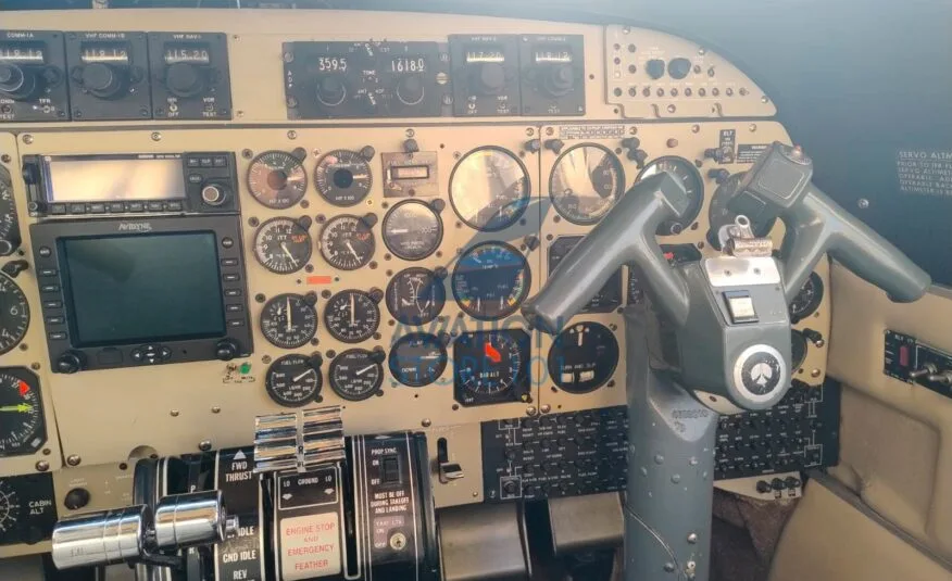 Avião Twin Commander 690B - Ano 1977 - à Venda - Aviation Store 101