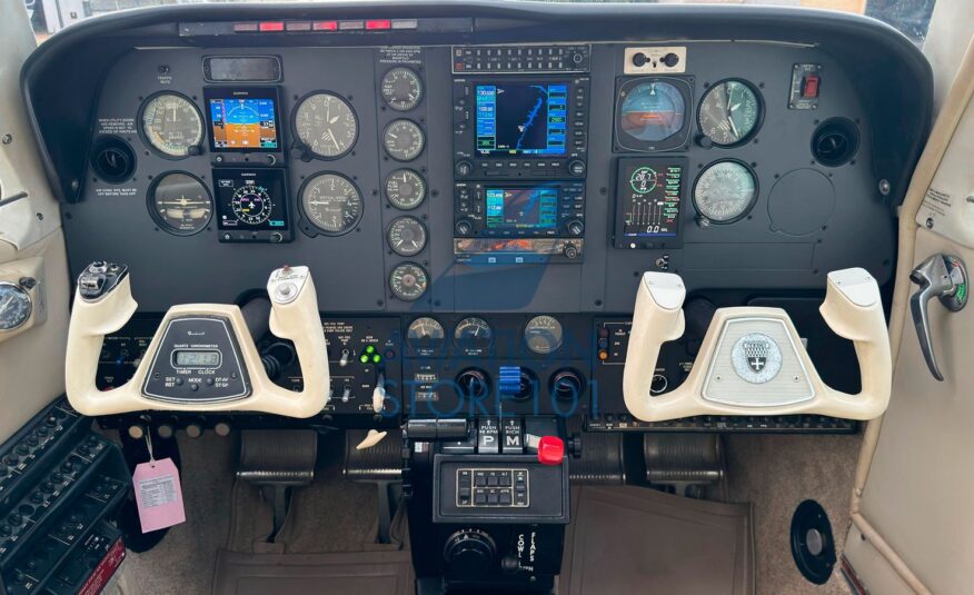 Beechcraft Bonanza A36 – Ano 1989 – 5.380 H.T.