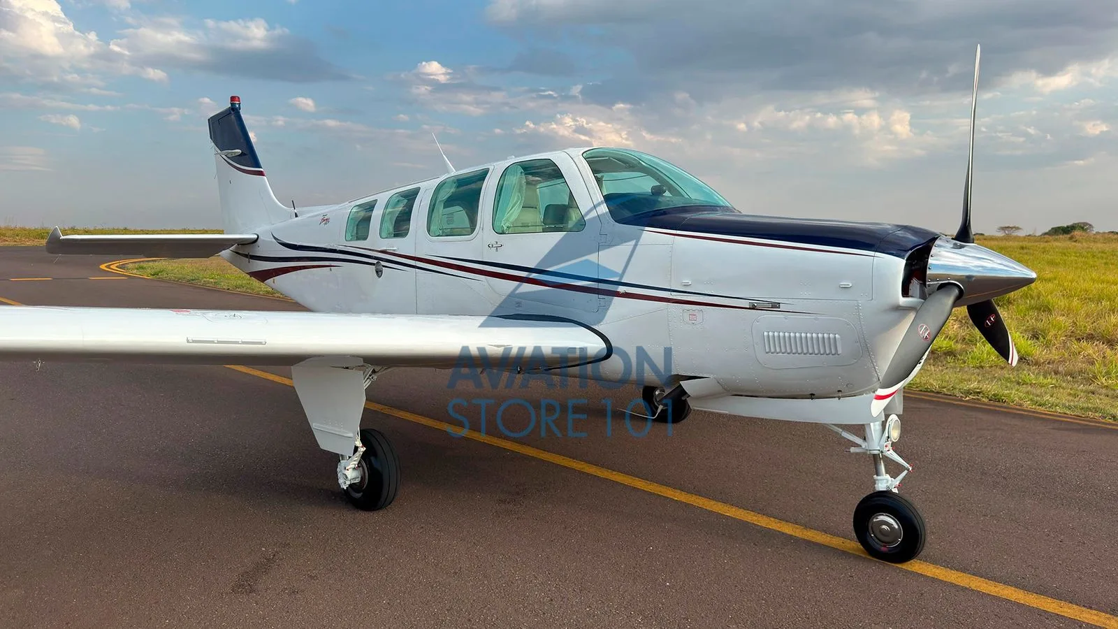 Beechcraft Bonanza A36 – Ano 1989 – 5.380 H.T.