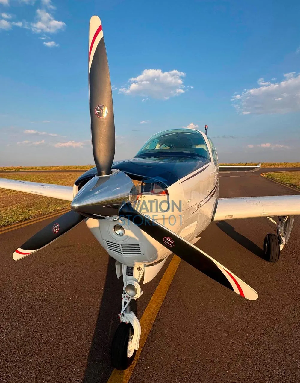 Beechcraft Bonanza A36 – Ano 1989 – 5.380 H.T.