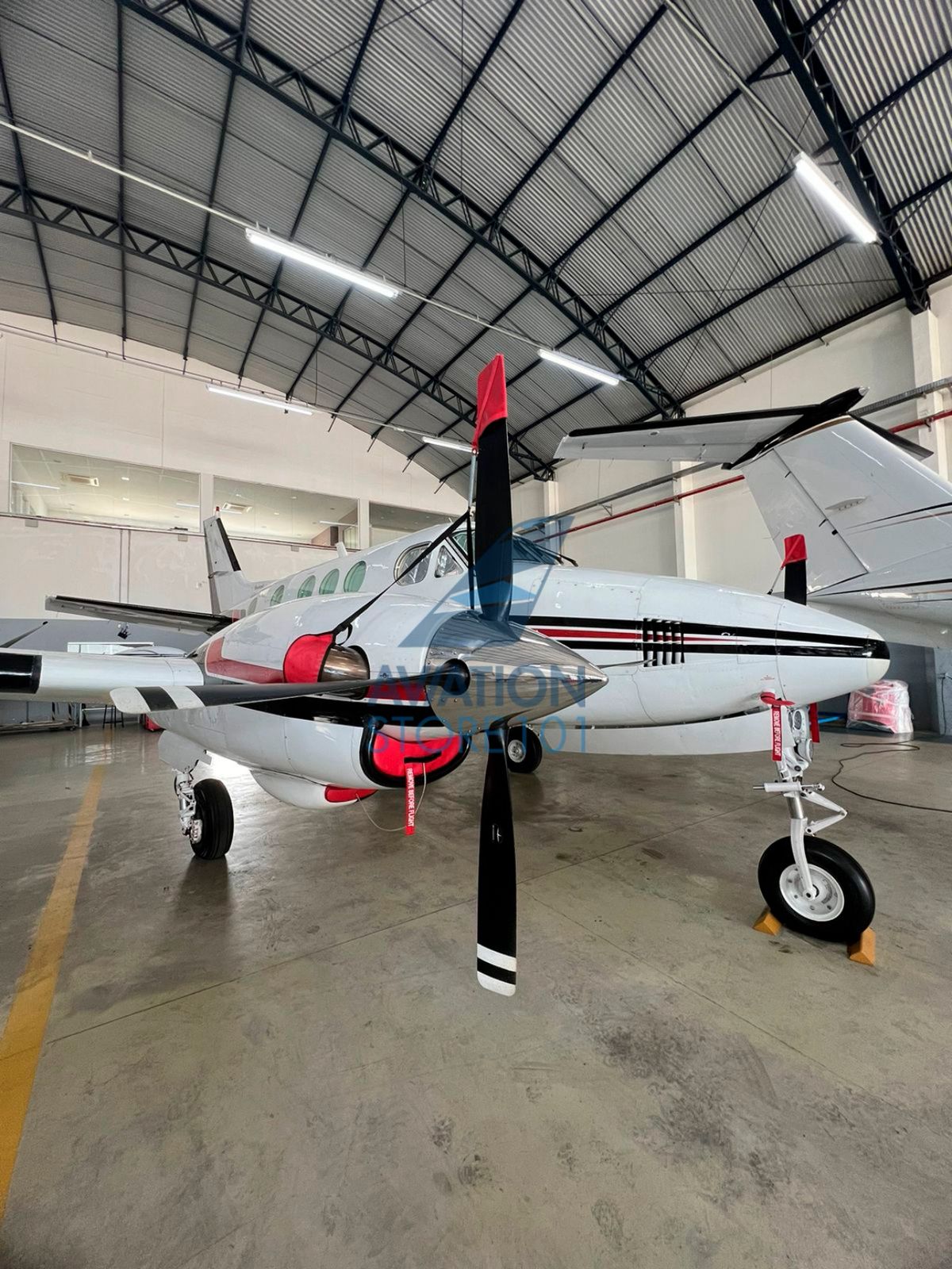 Avião Beechcraft King Air E90 – Ano 1973 à Venda