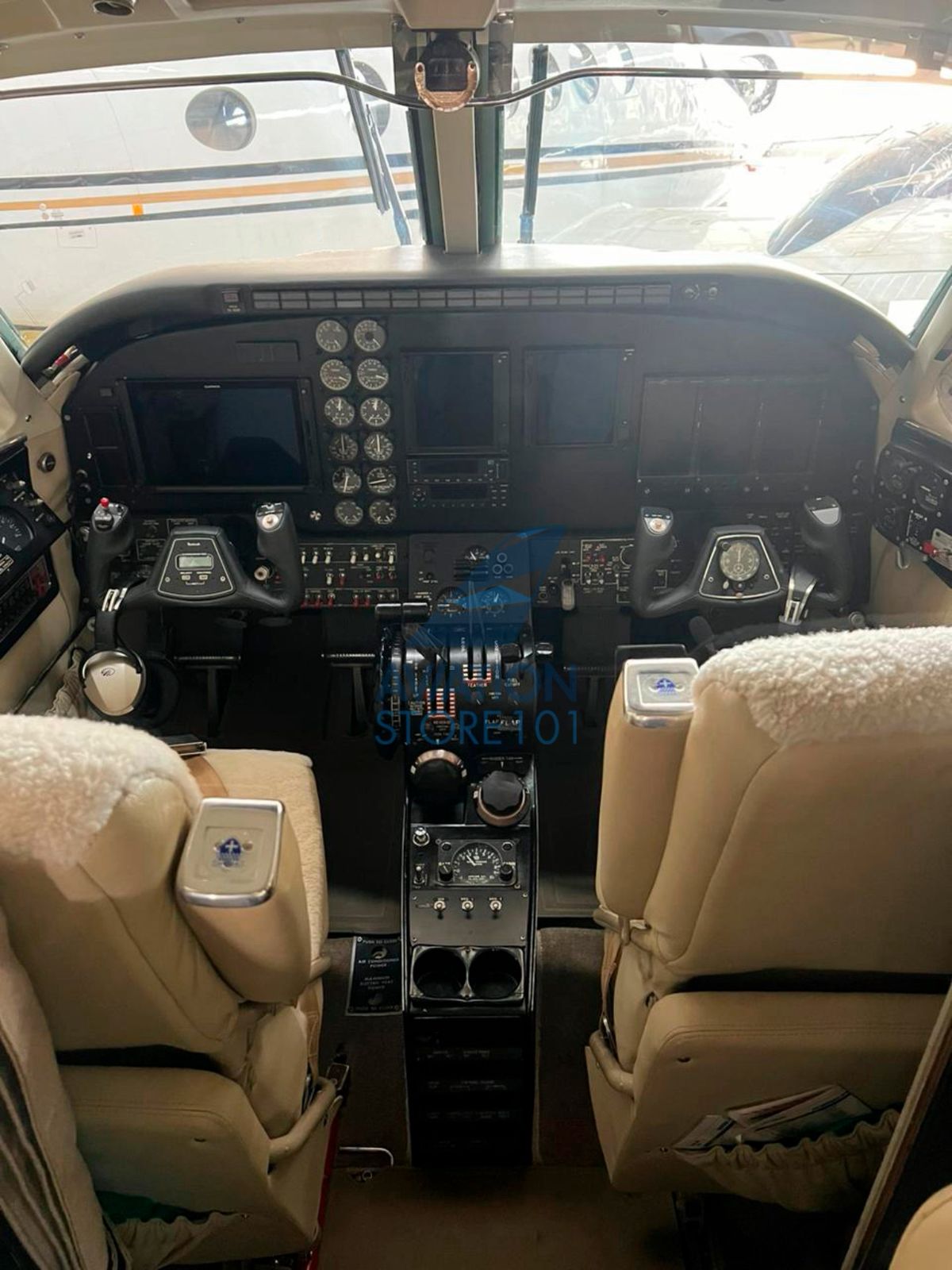 Avião Beechcraft King Air E90 – Ano 1973 à Venda