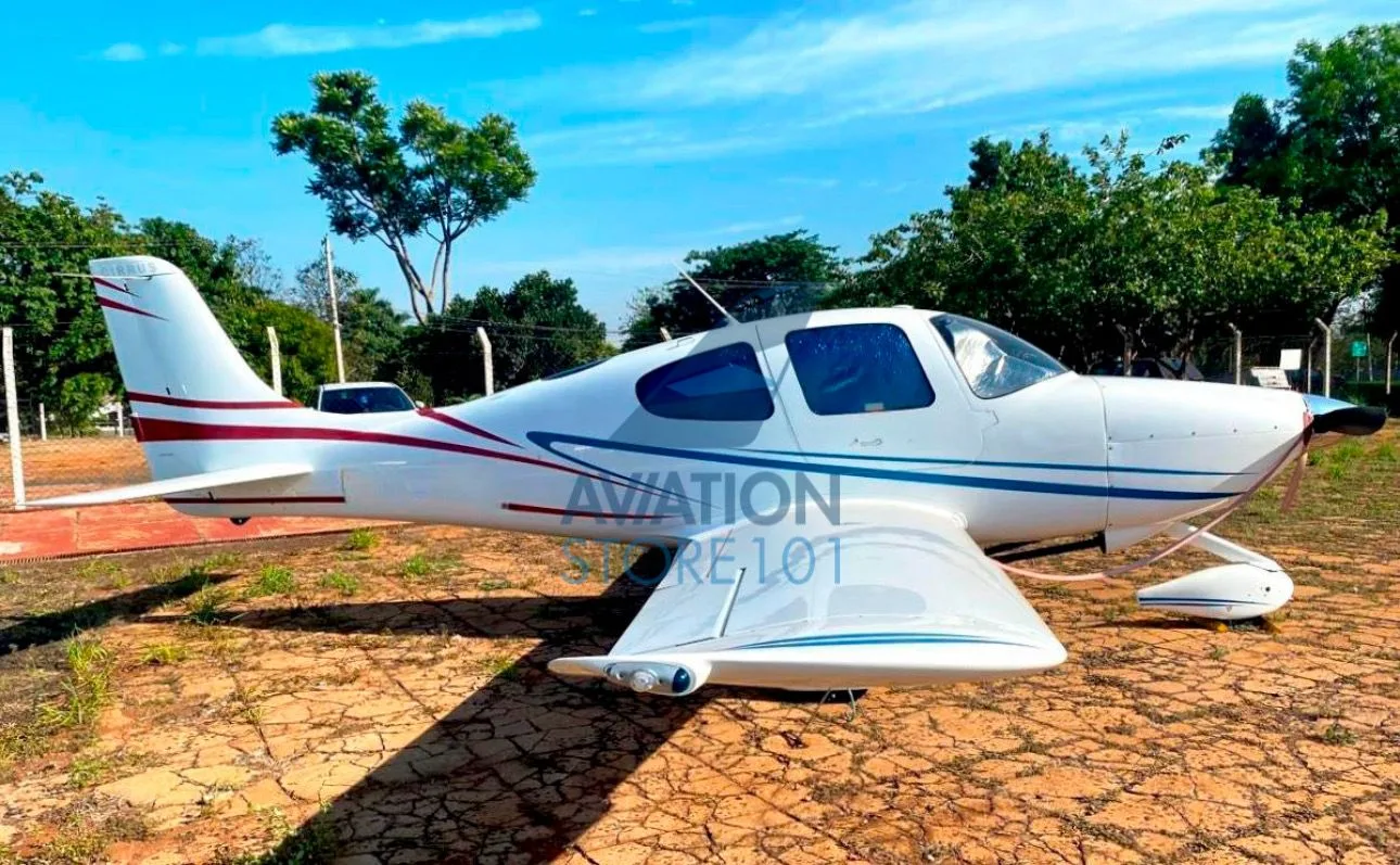 Avião Cirrus SR20 – Ano 2000 – 2.750 H.T.