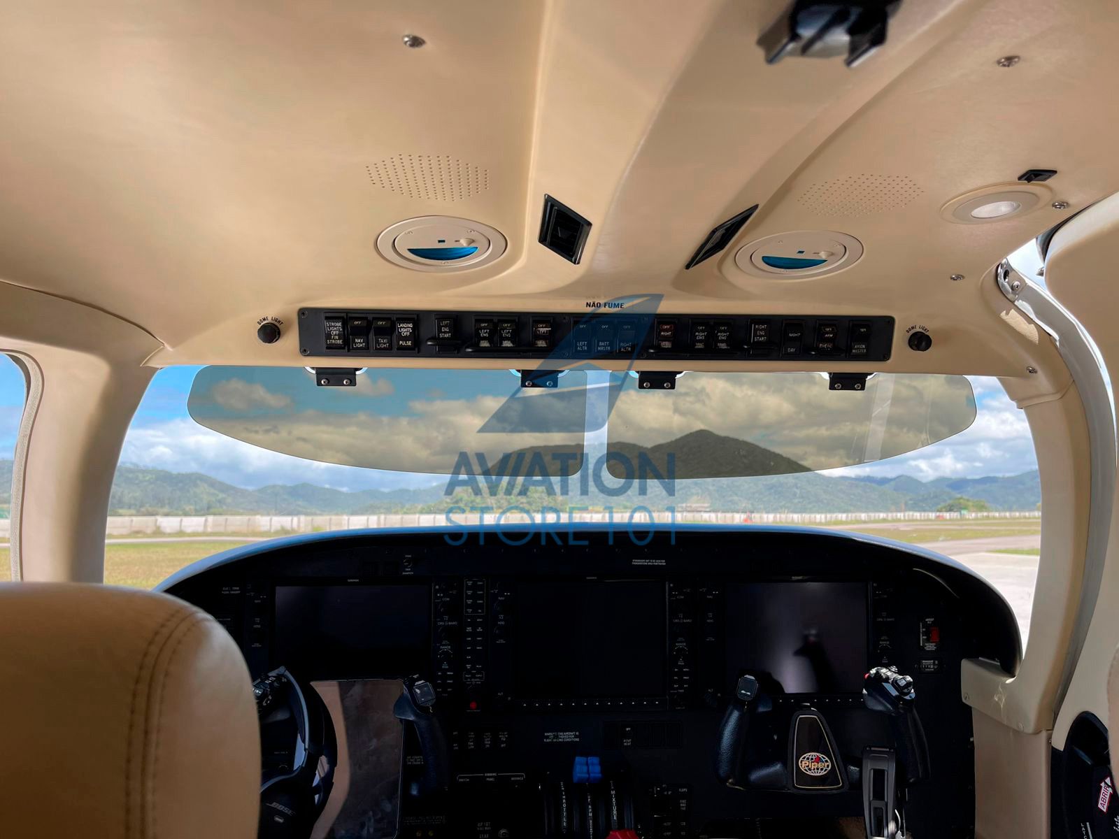 Avião Piper Seneca V PA-34-220T – Ano 2014 – 1.200 H.T.