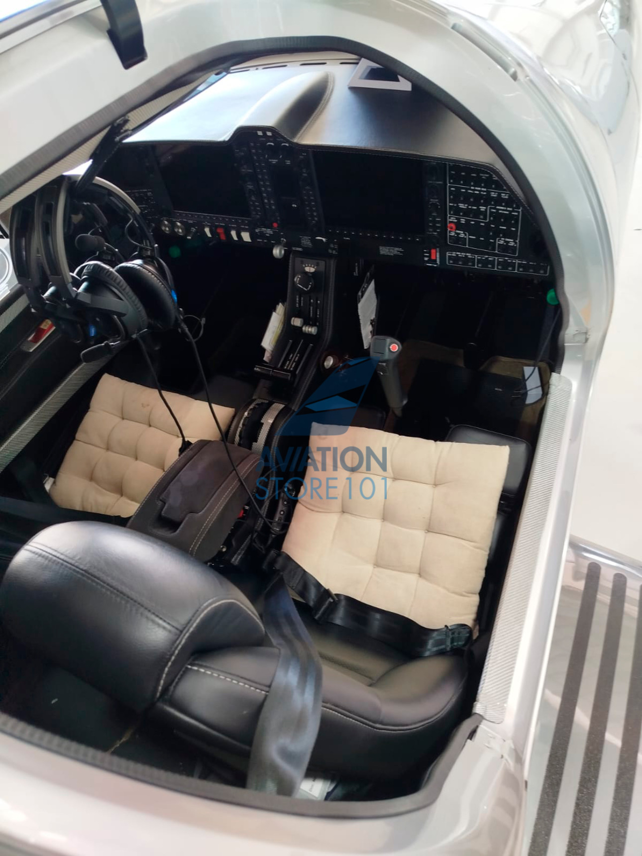 Avião Bimotor Diamond DA62 – Ano 2022 – 1.150 H.T.