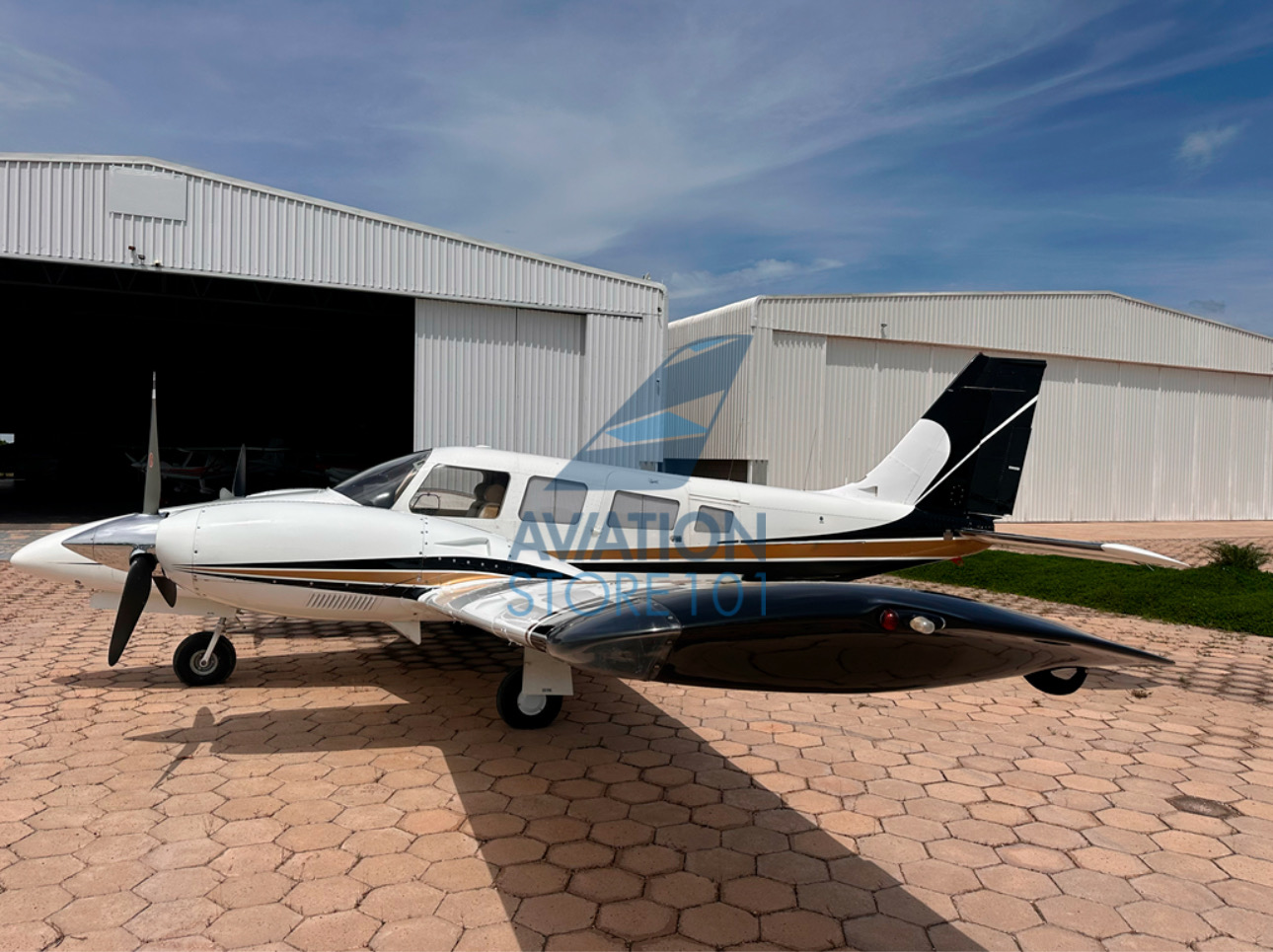 Embraer Seneca III EMB-810D – Ano 2000 à Venda