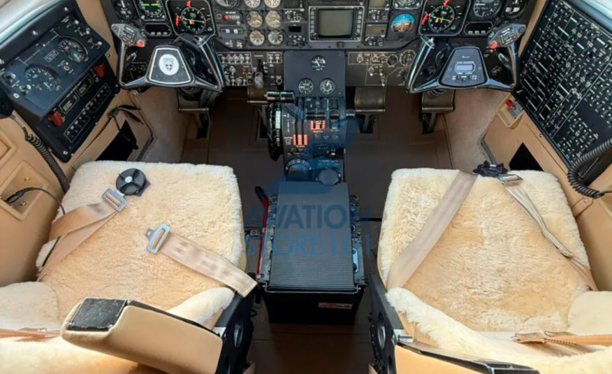 Beechcraft King Air C90 Blackhawk – Year 1988, photo 15