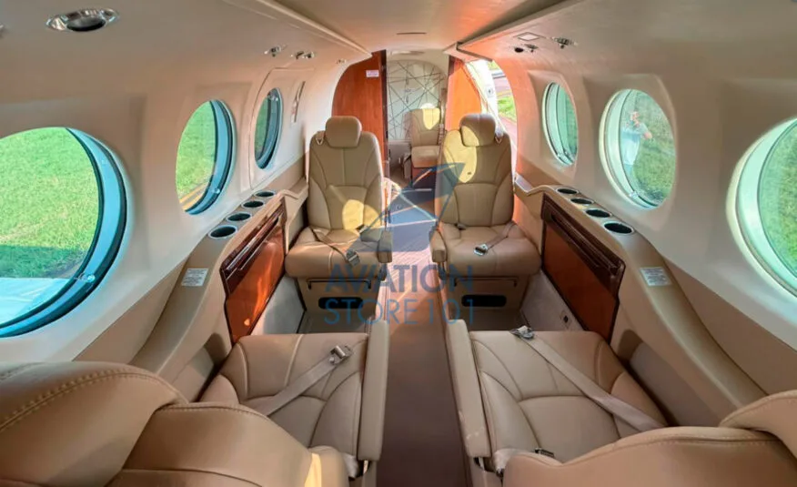 Beechcraft King Air C90 Blackhawk – Year 1988, photo 16
